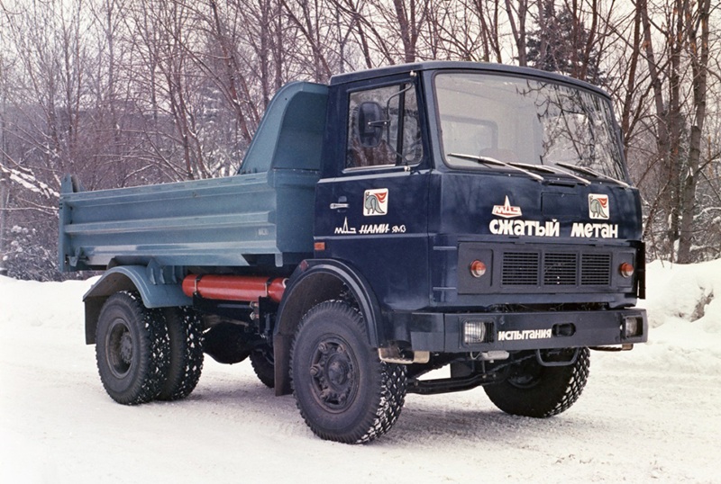 МАЗ-5551